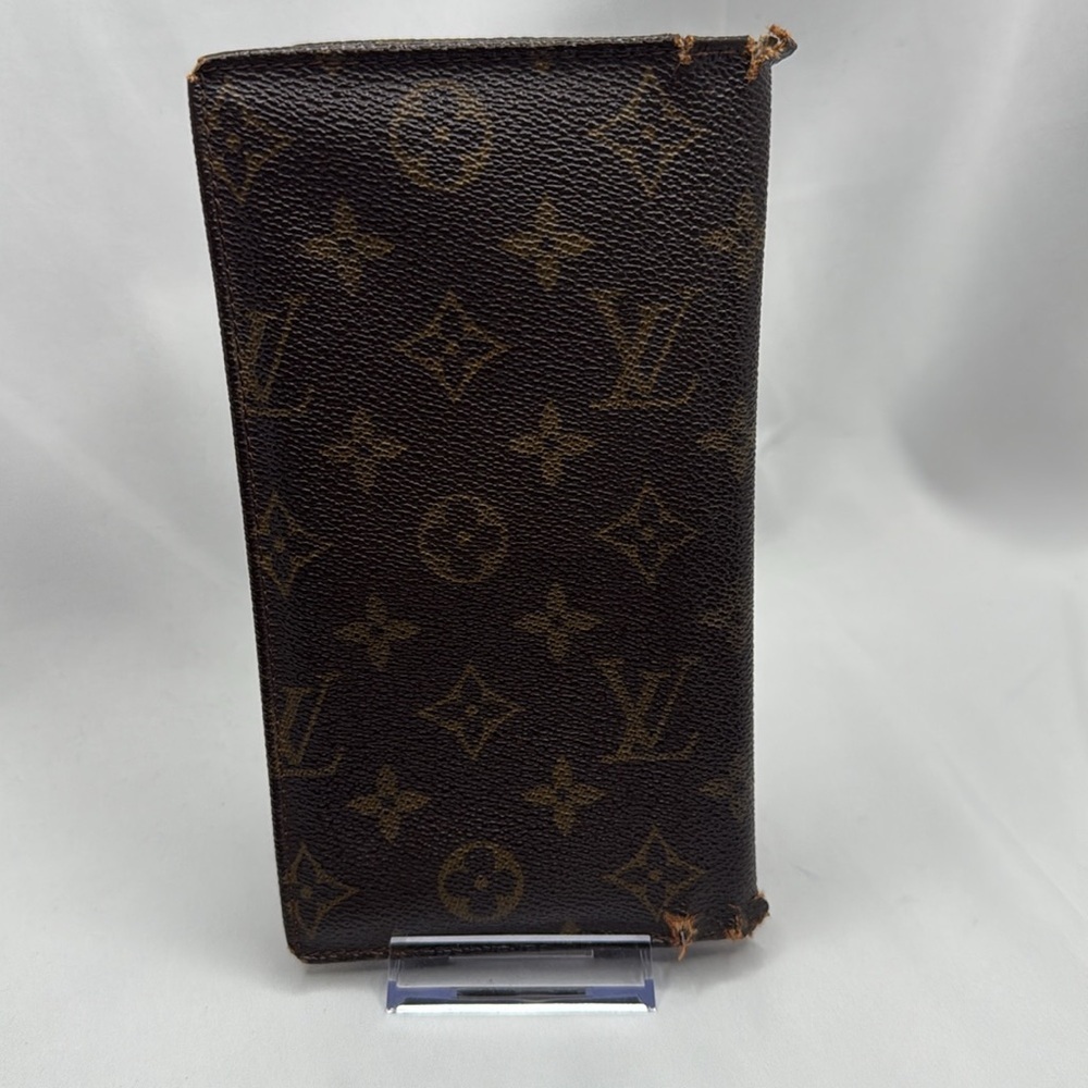 Louis Vuitton Brown Monogram CheckBook/ Long Wallet | Men’s | Pre-Owned | - Picture 2 of 14